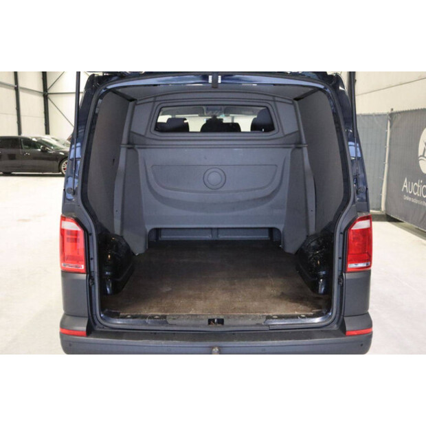2018 Volkswagen Transporter-45494877