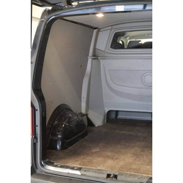 2018 Volkswagen Transporter-45494880