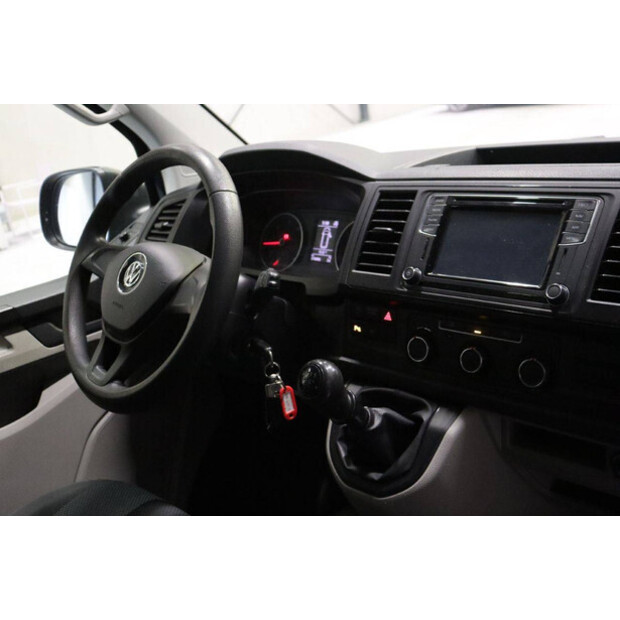 2018 Volkswagen Transporter-45494883