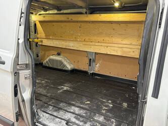 2016-ford-transit-custom-1424347-45495051