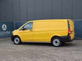 2020-mercedes-benz-evito-45495081