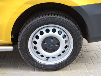 2020-mercedes-benz-evito-45495095