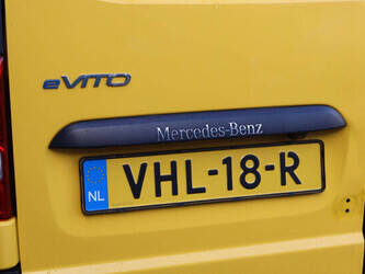 2020-mercedes-benz-evito-45495097