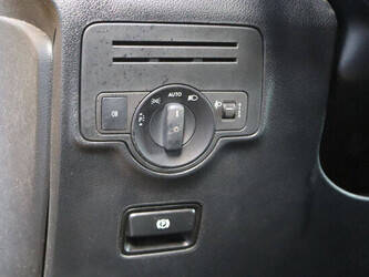 2020-mercedes-benz-evito-45495105