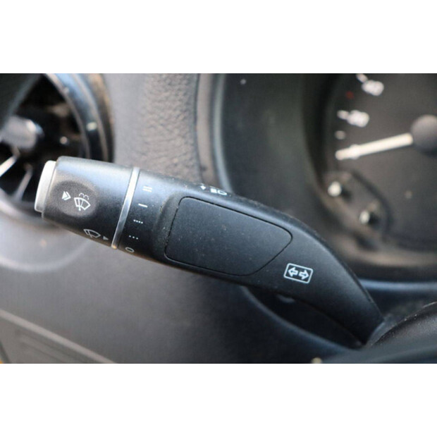 2020 Mercedes-Benz EVITO-45495106