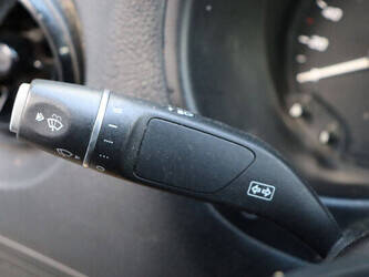 2020-mercedes-benz-evito-45495106