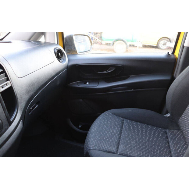 2020 Mercedes-Benz EVITO-45495112