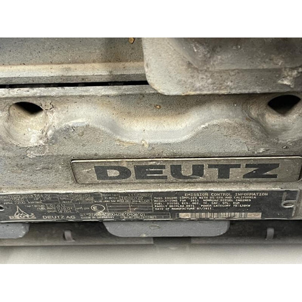 2011 أطلس كوبكو XAHS 186 DD - N-45495176