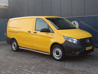 2020-mercedes-benz-evito-1424351-45495186