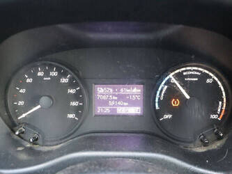 2020-mercedes-benz-evito-1424351-45495225