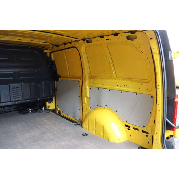 2020 مرسيدس بنز EVITO-45495243