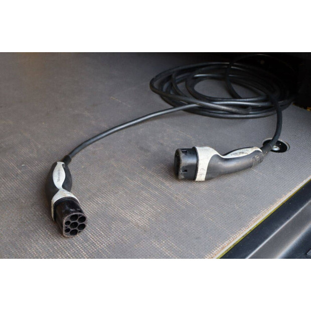 2020 مرسيدس بنز EVITO-45495251