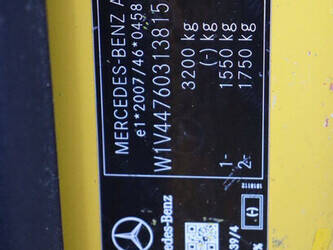 2020-mercedes-benz-evito-1424351-45495253