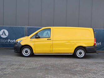 2020-mercedes-benz-evito-1424353-45495277