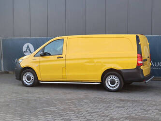 2020-mercedes-benz-evito-1424353-45495278