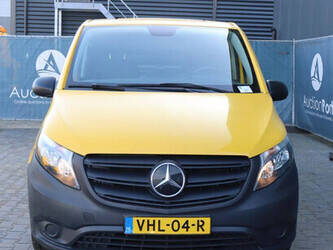 2020-mercedes-benz-evito-1424353-45495284