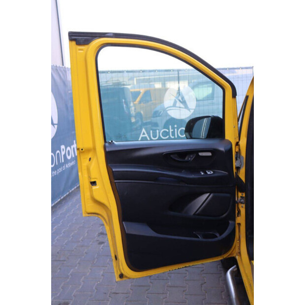 2020 Mercedes-Benz EVITO-45495295