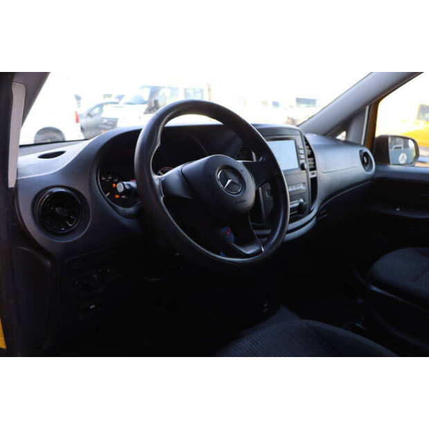 2020 Mercedes-Benz EVITO-45495299