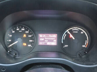 2020-mercedes-benz-evito-1424353-45495304