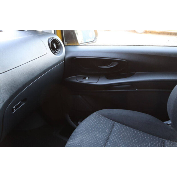 2020 Mercedes-Benz EVITO-45495308