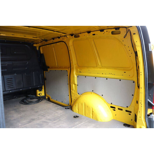 2020 Mercedes-Benz EVITO-45495314