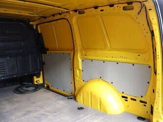 2020-mercedes-benz-evito-1424353-45495314