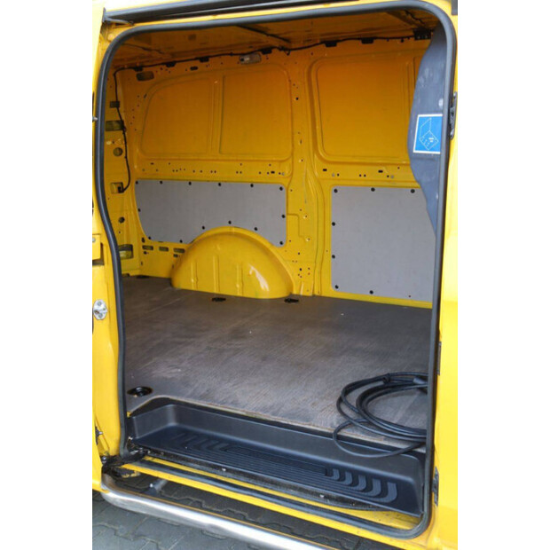 2020 Mercedes-Benz EVITO-45495317