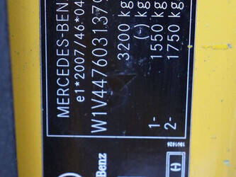 2020-mercedes-benz-evito-1424353-45495319