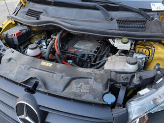 2020-mercedes-benz-evito-1424353-45495321
