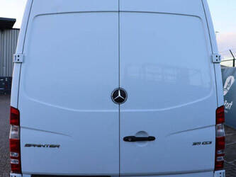 mercedes-benz-sprinter-311-cdi-1424363-45495645