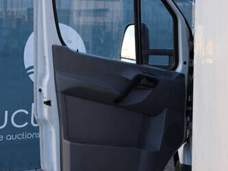 mercedes-benz-sprinter-1424368-45495862