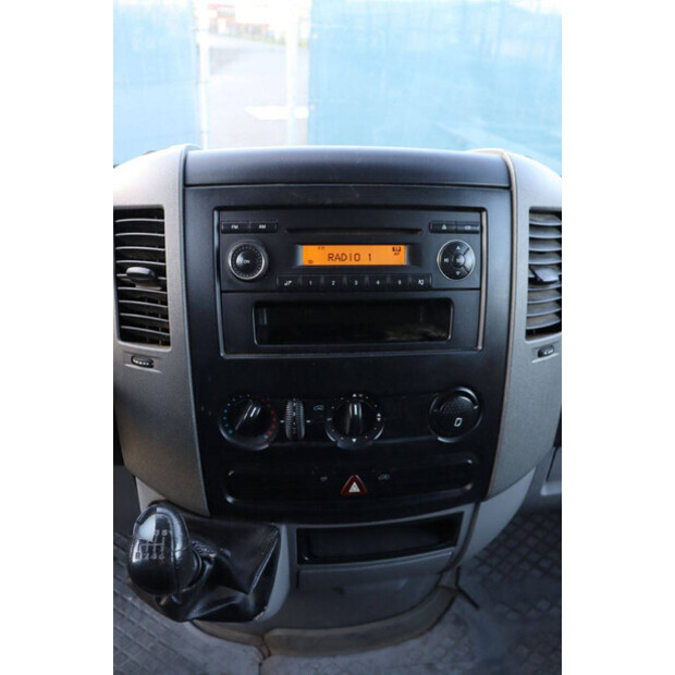 Mercedes-Benz SPRINTER-45495872