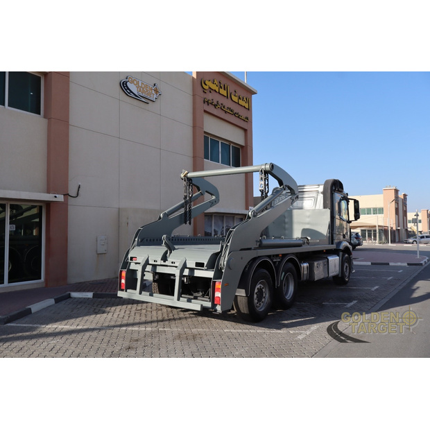 2012 مرسيدس بنز 2642-45498779