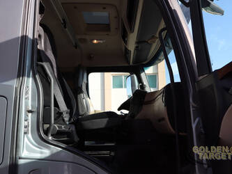 2012-mercedes-benz-2642-1405414-45498804