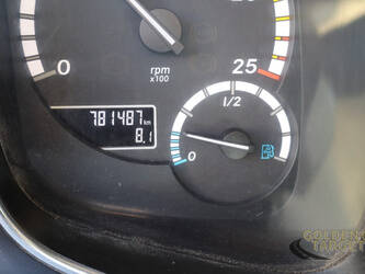 2012-mercedes-benz-2642-1405414-45498812