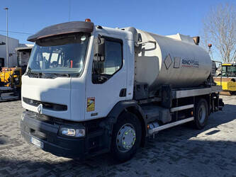 Image de Pulvérisateurs d`asphalte 2005 Renault Rincheval