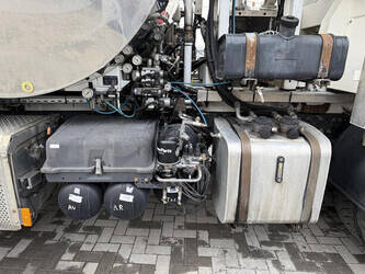 2008-mercedes-benz-2536-chipsealer-bcg-500-45508765