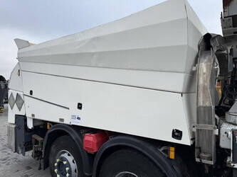 2008-mercedes-benz-2536-chipsealer-bcg-500-45508789