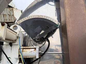 2008-mercedes-benz-2536-chipsealer-bcg-500-45508793