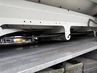 2008-mercedes-benz-2536-chipsealer-bcg-500-45508816