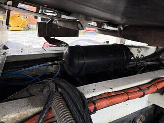 2008-mercedes-benz-2536-chipsealer-bcg-500-45508827