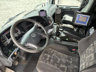 2008-mercedes-benz-2536-chipsealer-bcg-500-45508845