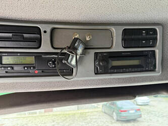 2008-mercedes-benz-2536-chipsealer-bcg-500-45508851