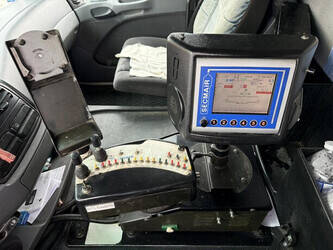 2008-mercedes-benz-2536-chipsealer-bcg-500-45508853