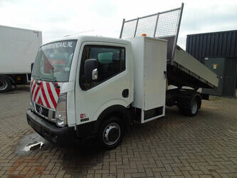 2018-nissan-cabstar-35-13-45508877