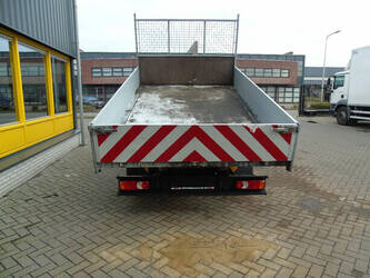 2018-nissan-cabstar-35-13-45508878