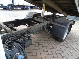 2018-nissan-cabstar-35-13-45508883