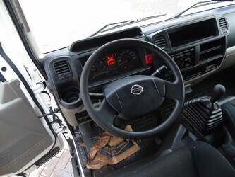 2018-nissan-cabstar-35-13-45508887