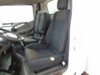 2018-nissan-cabstar-35-13-45508893