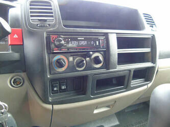 2018-nissan-cabstar-35-13-45508900